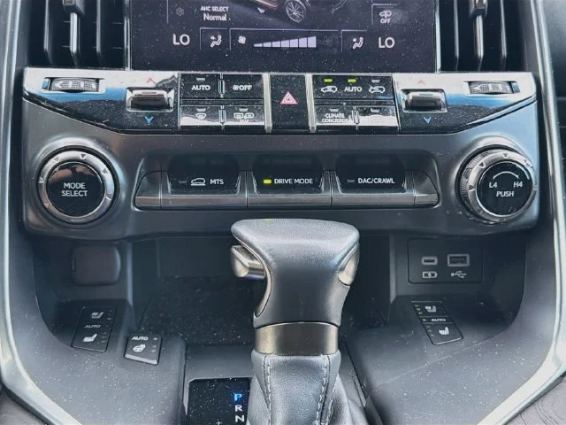 Used 2024 Manganese Luster Lexus LX 600 Luxury image 30