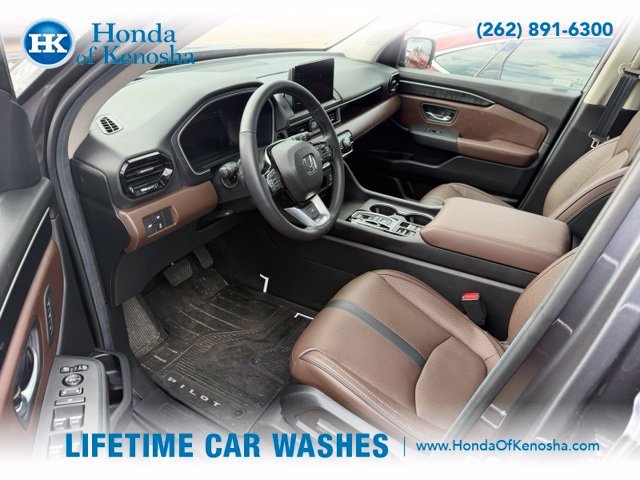 Certified Used 2025 Modern Steel Metallic Honda AWD Elite image 4