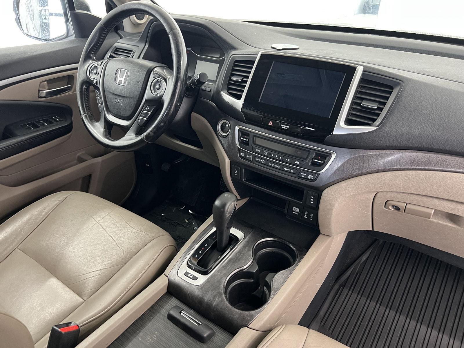 2016 Honda Pilot EX-L - Photo 30