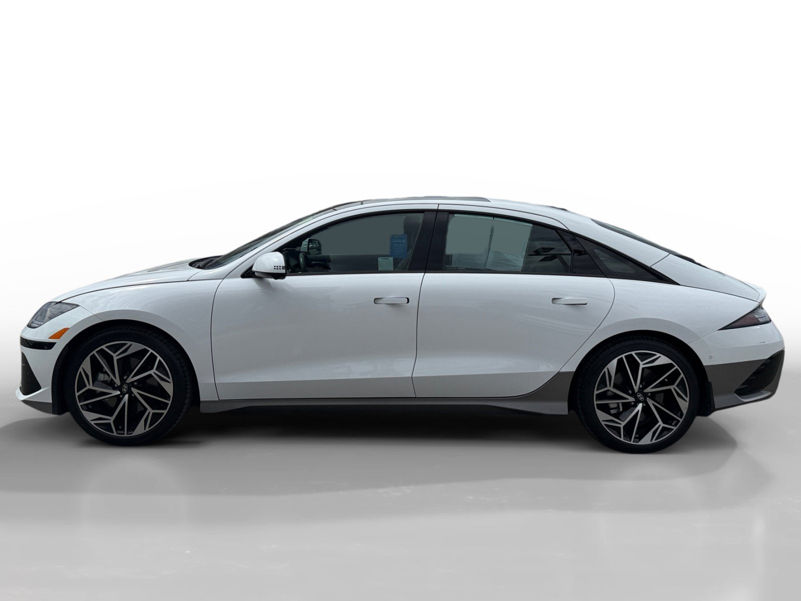 Certified Used 2023 Serenity White Hyundai Limited image 2