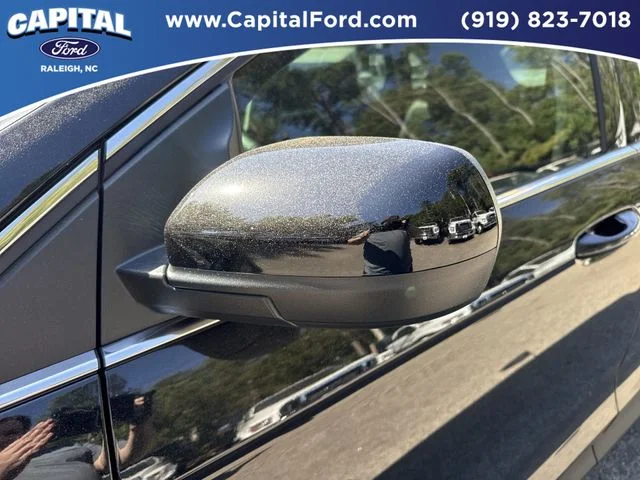 Used 2024 Black Ford SEL image 12