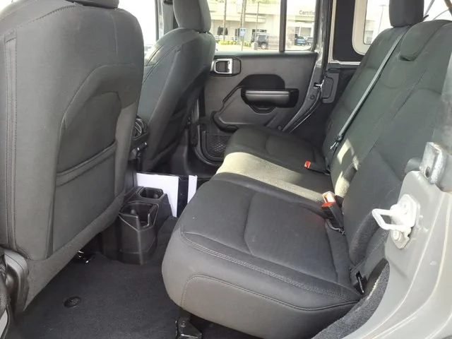 Used 2020 Sting-gray Clea Jeep Sport S image 15