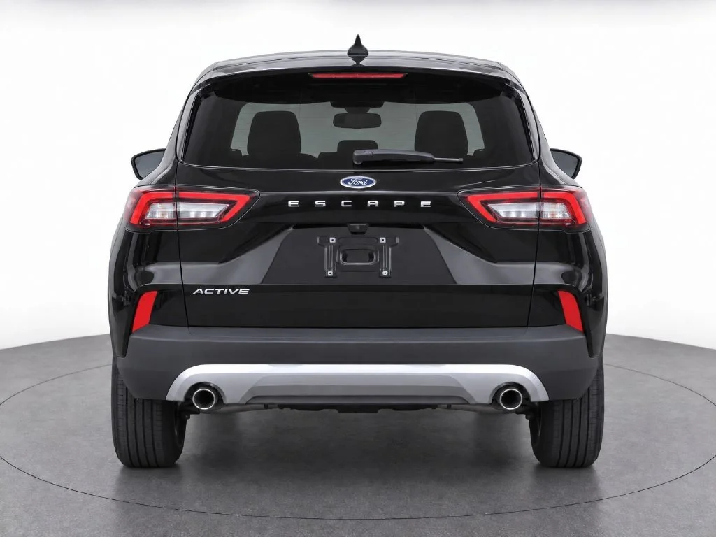 Used 2025 Black Ford Active image 6