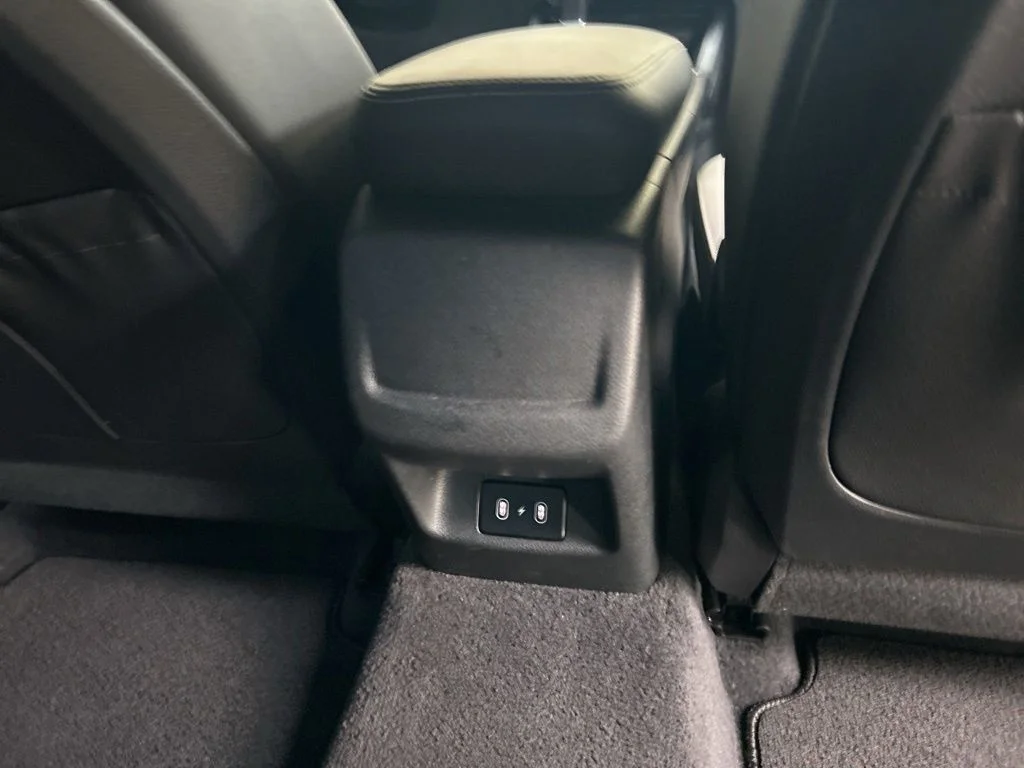 Used 2025 Black Kia GT-Line image 33