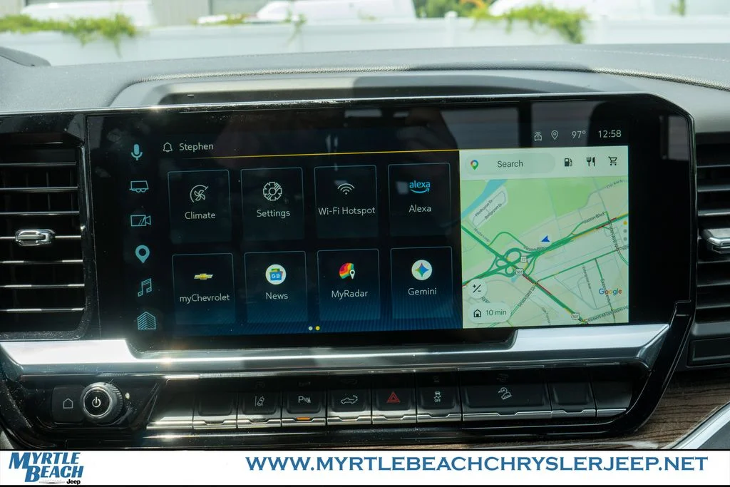 Used 2025 Lakeshore Blue Chevrolet LT image 19