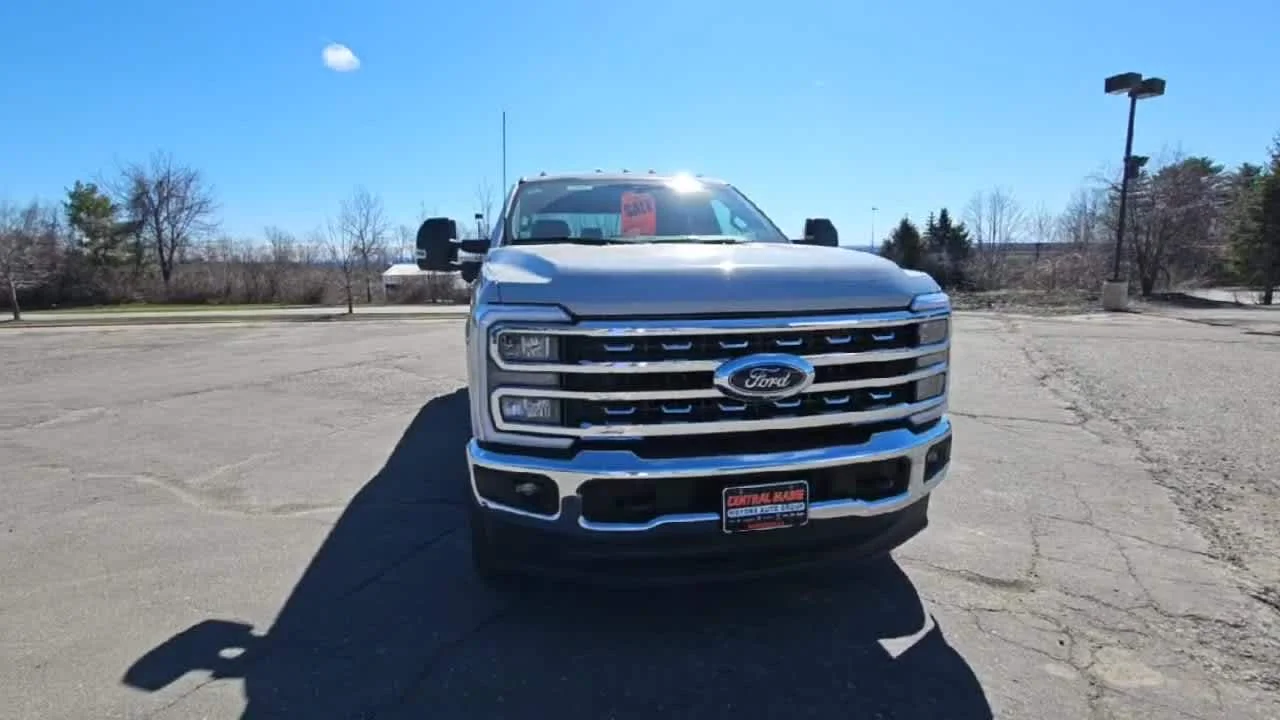 New 2026 Avalanche Ford F-250® Lariat® image 3
