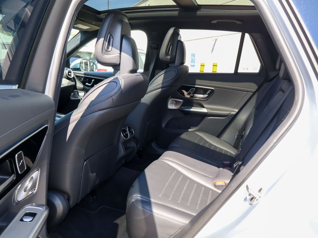 Used 2023 Silver Mercedes-Benz GLC 300 image 16