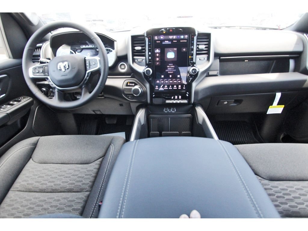 New 2026 Hydro Blue Pearl-Coat Exterior Paint RAM Big Horn/Lone Star image 9