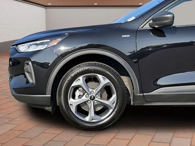 2025 Ford Escape ST-Line - Photo 31