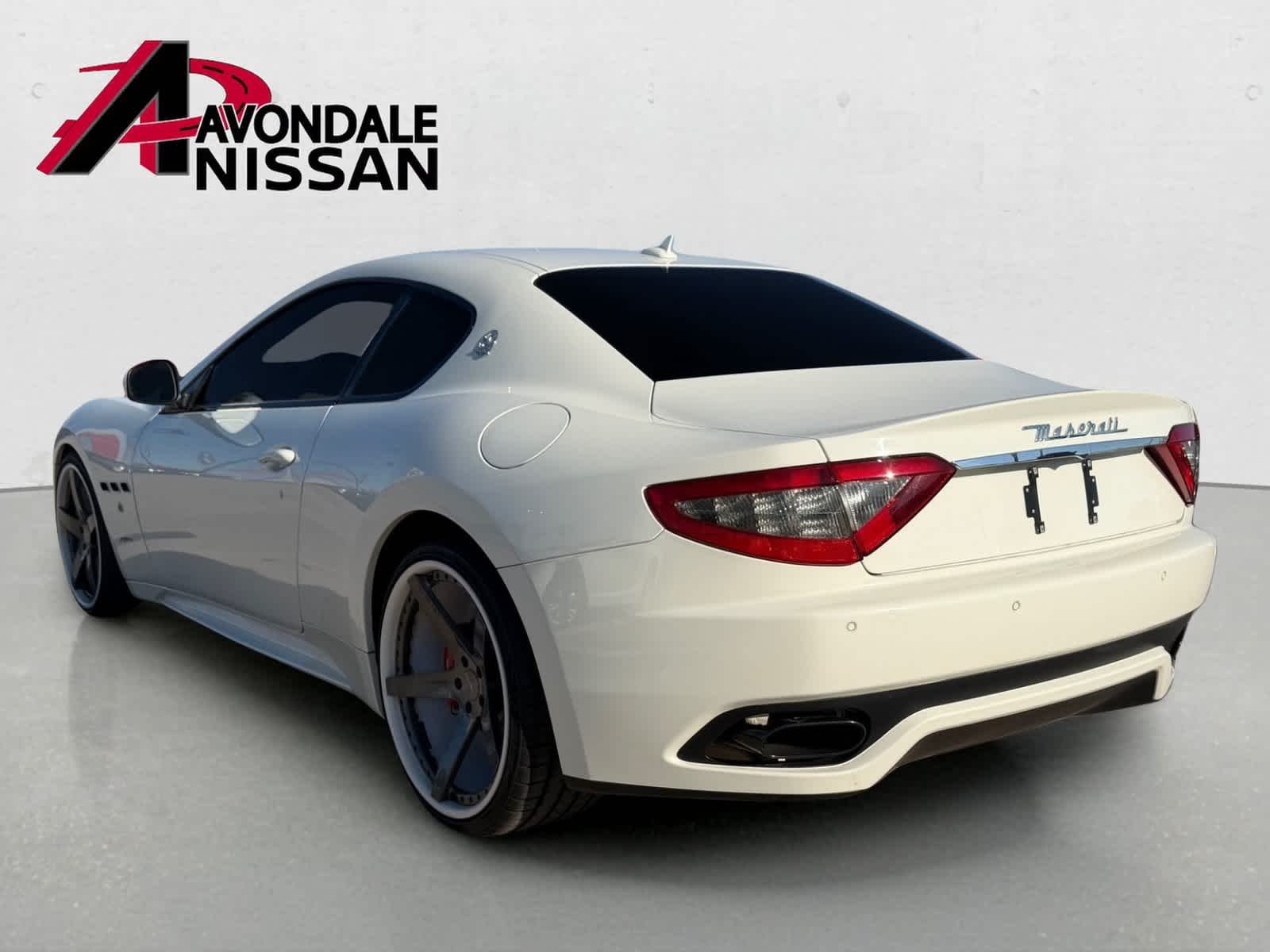 Used 2014 White Maserati Sport image 4