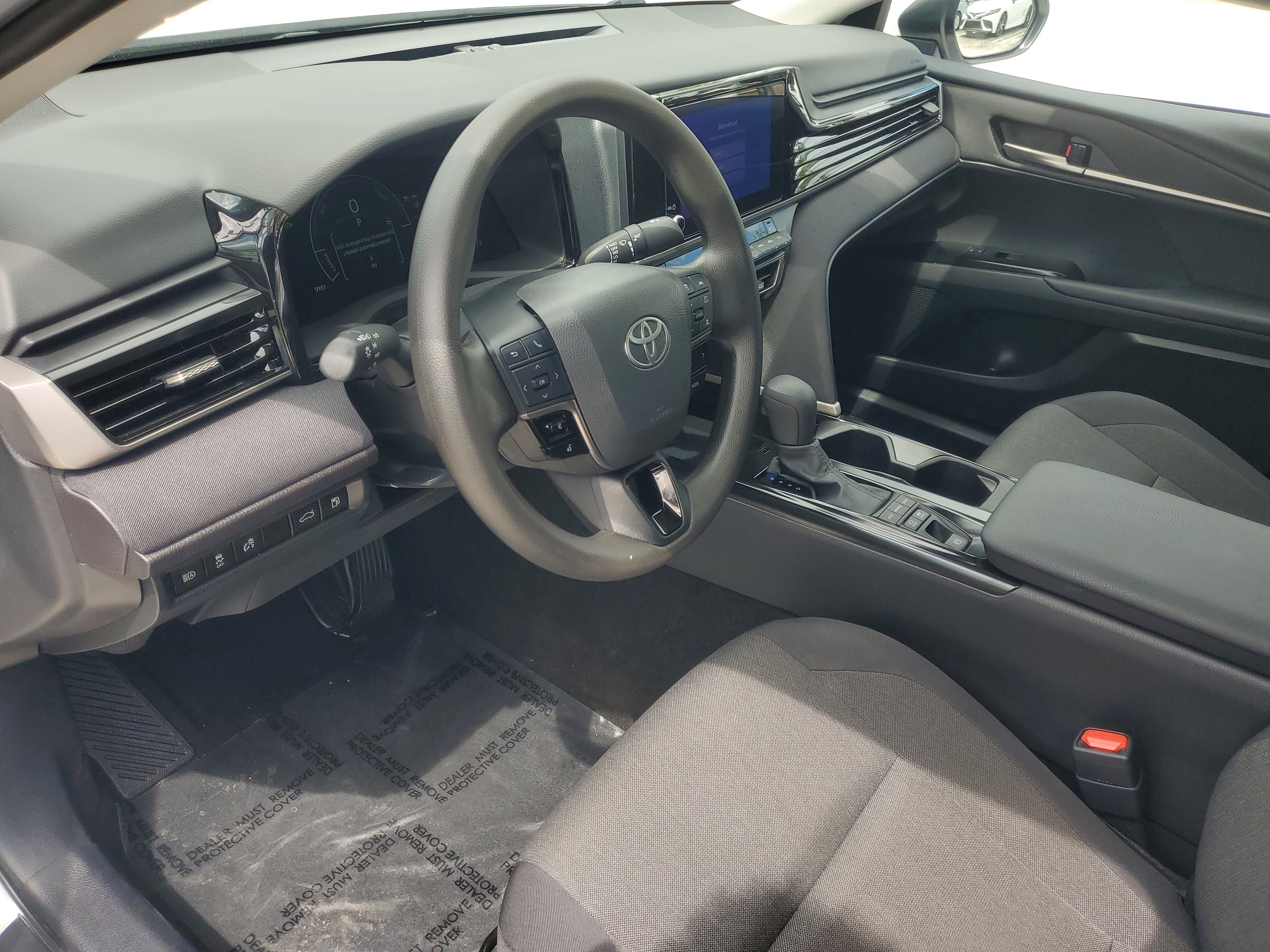 Used 2025 Ice Toyota LE image 16