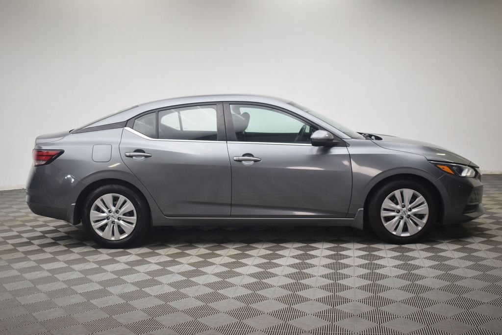 Used 2022 Gun Metallic Nissan S image 9
