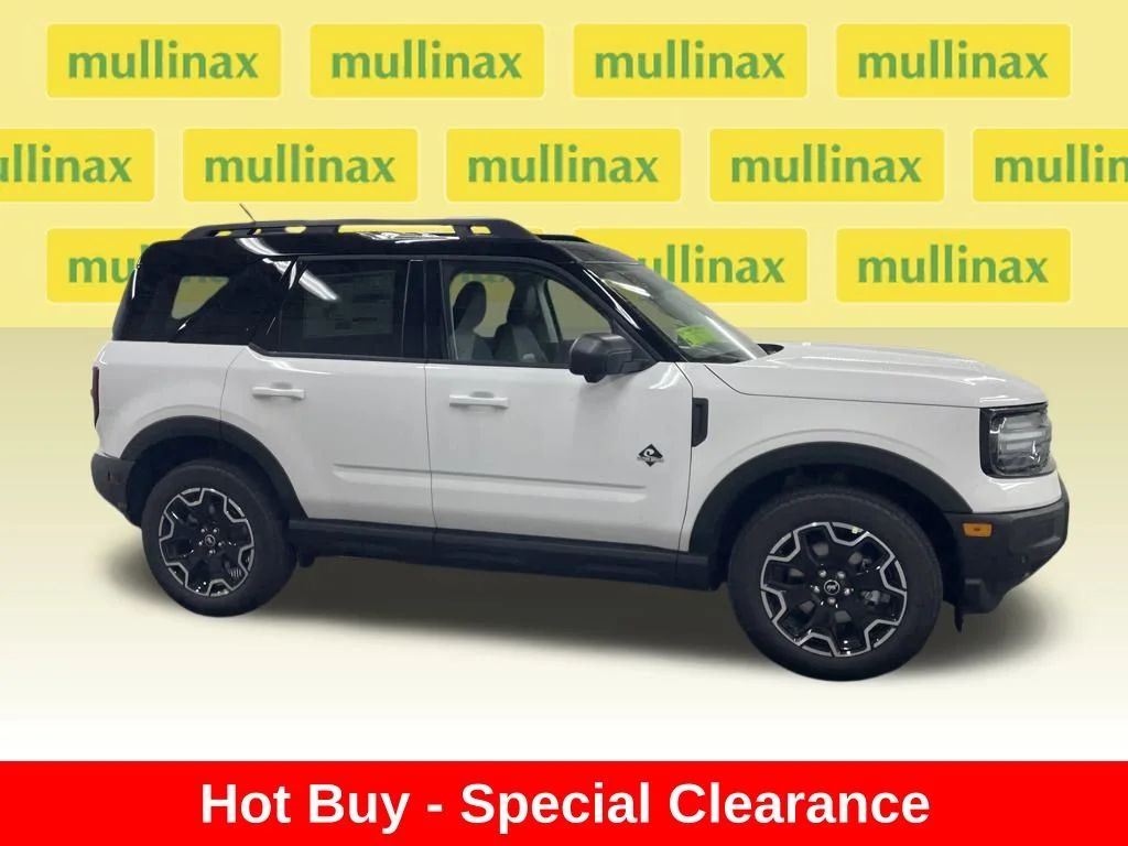 New 2025 White Ford Outer Banks image 2