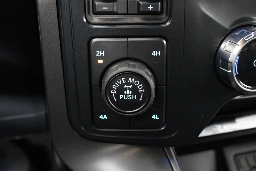 New 2026 Oxford White Ford Tremor image 21
