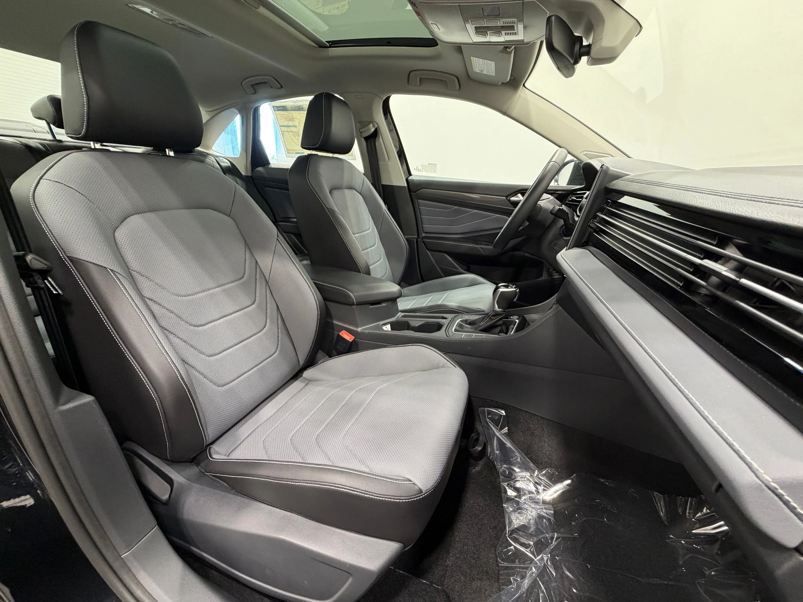 New 2026 Black Volkswagen 1.5T SEL image 29