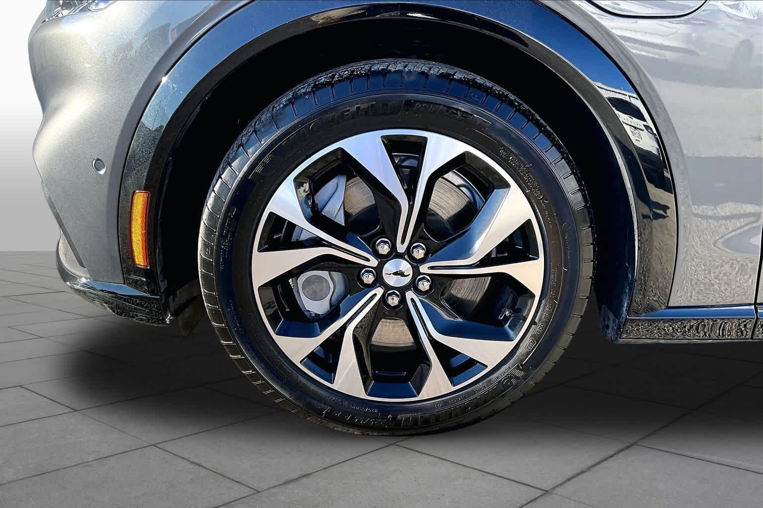Used 2023 Carbonized Gray Metallic Ford Premium image 10