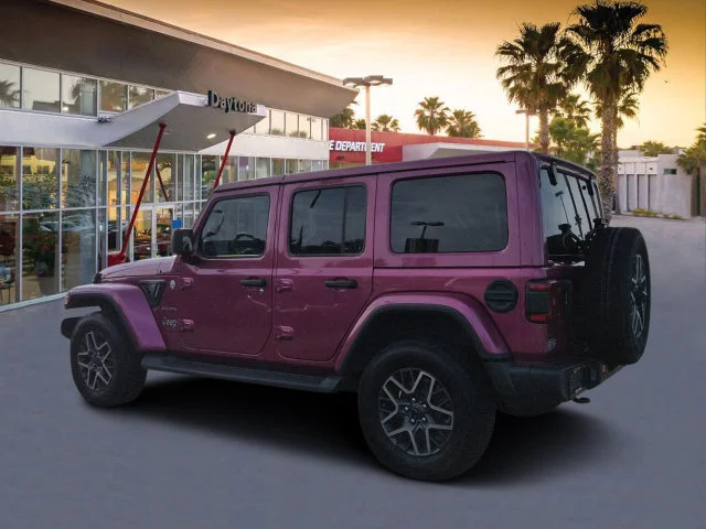 Certified Used 2024  Jeep Sahara image 5