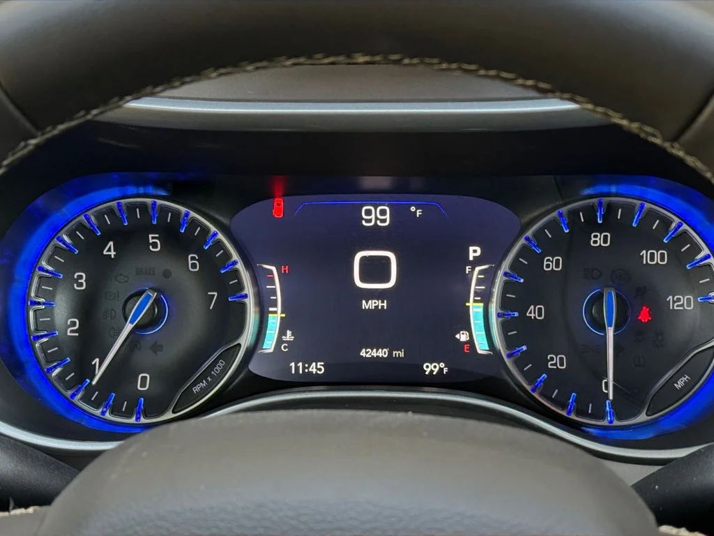 Used 2025 Black Chrysler Select image 14