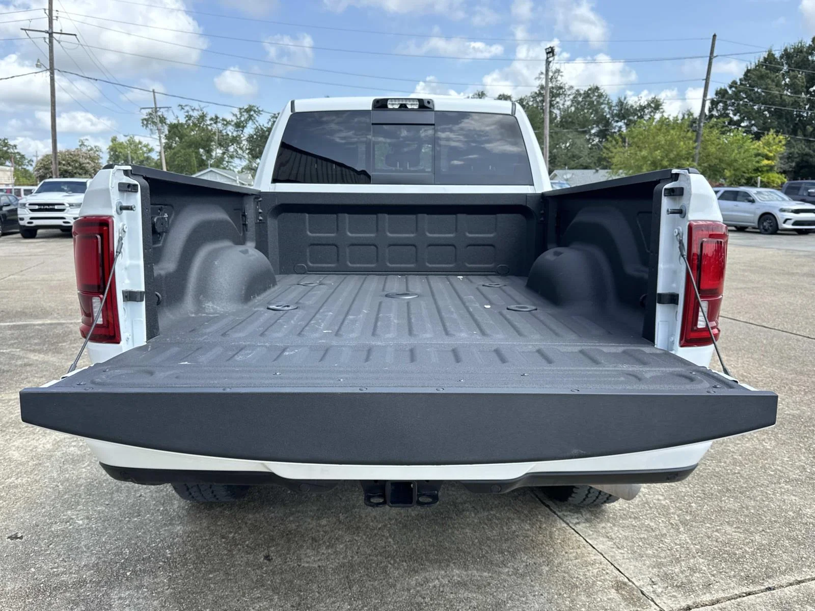 New 2026 Bright White Clear-Coat Exterior Paint RAM Laramie image 6
