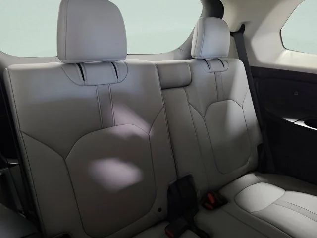 Used 2023 Platinum White Pearl Honda EX-L 8 Passenger image 16