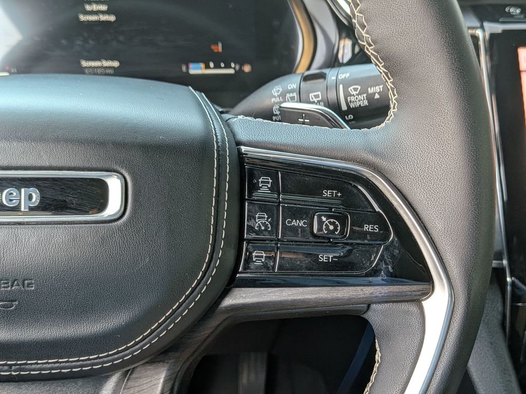 Used 2023 White Jeep Overland image 20