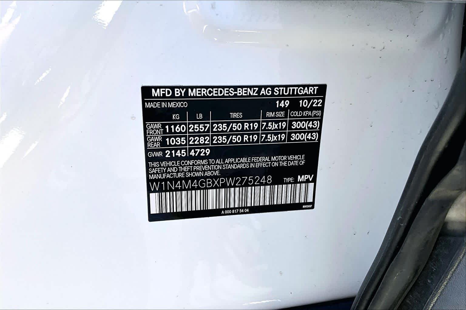 Used 2023 Polar White Mercedes-Benz GLB 250 image 34