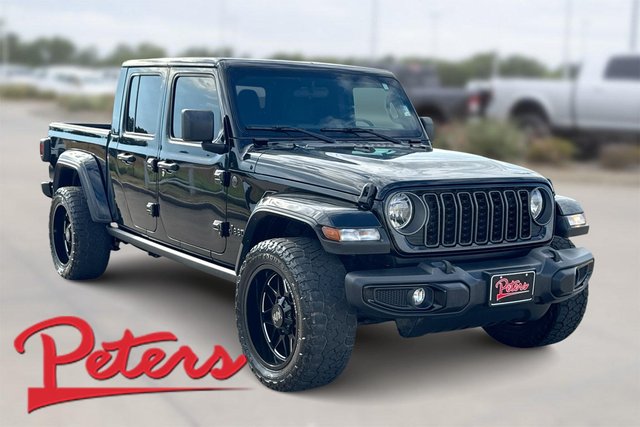 2025 Jeep Gladiator Nighthawk