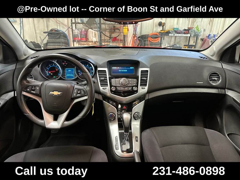 Used 2014 Red Chevrolet 1LT image 16