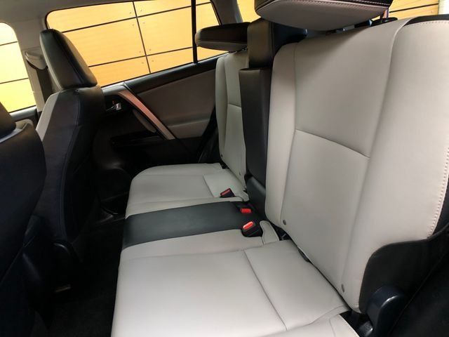 Certified Used 2018 Silver Sky Metallic Toyota Limited image 22