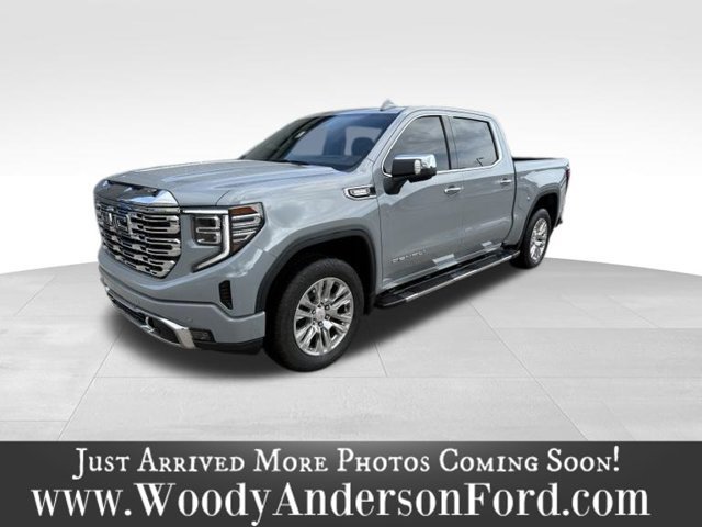Used 2025 Gray GMC Denali image 1