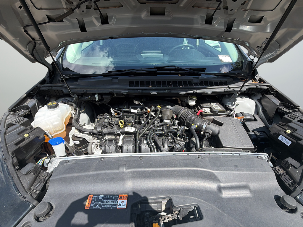 Used 2024 Silver Ford SEL image 32