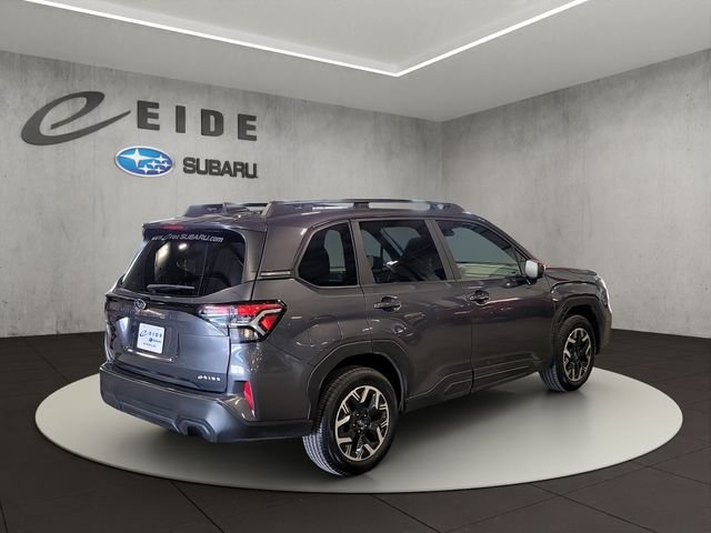 Used 2025 Gray Metallic Subaru Premium image 11