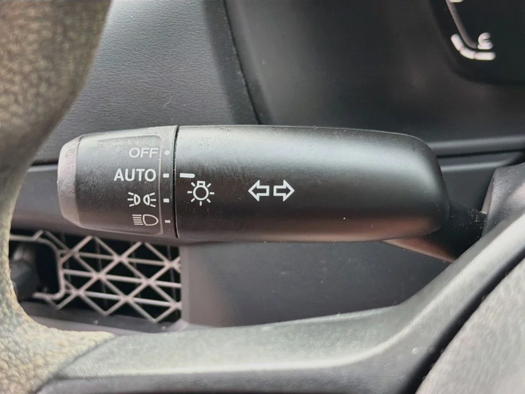 Used 2023  Honda EX image 21