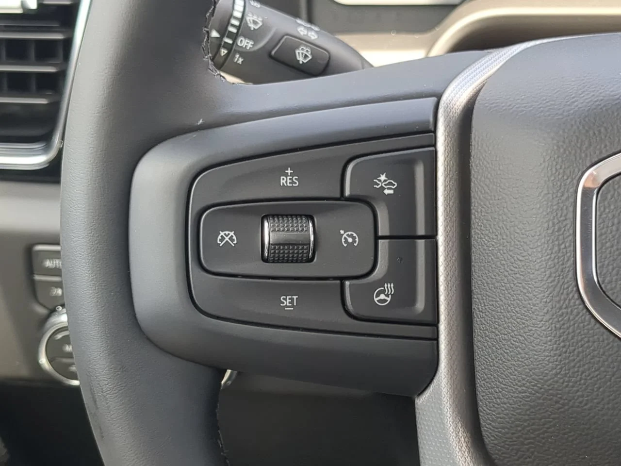 2026 GMC Sierra 2500HD Denali - Photo 25