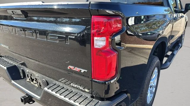 Used 2020 BLACK Chevrolet RST image 35