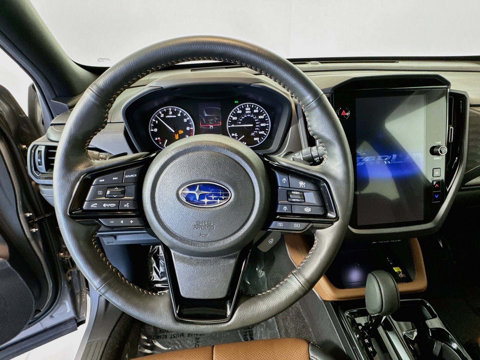 Used 2026 River Rock Pearl Subaru Touring image 11