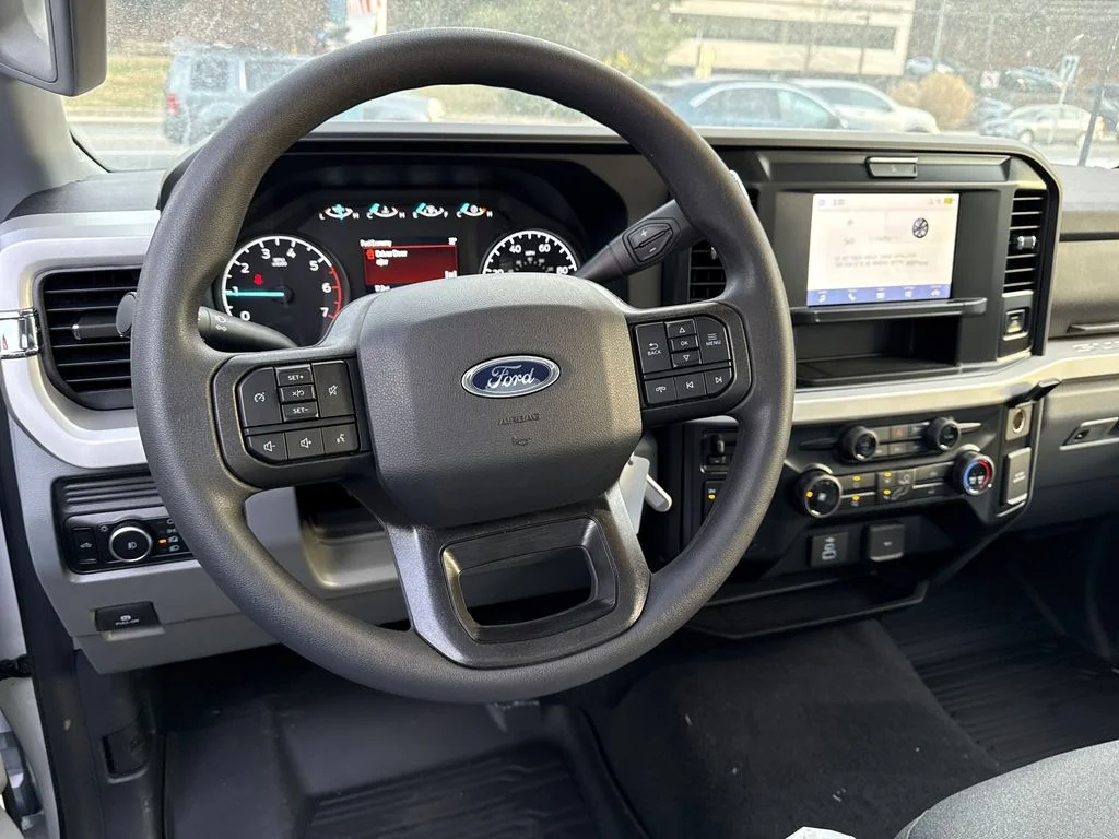 New 2025 White Ford XLT image 11