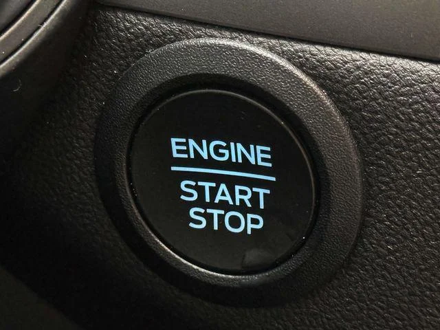 Used 2023 Oxford White Ford Active image 21