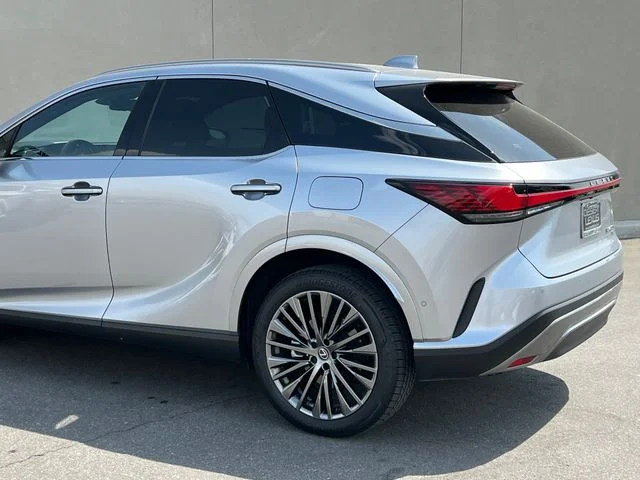 Certified Used 2025 Iridium Lexus 450h+ Luxury image 7