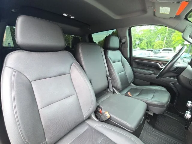 Used 2022 Silver GMC SLT image 21