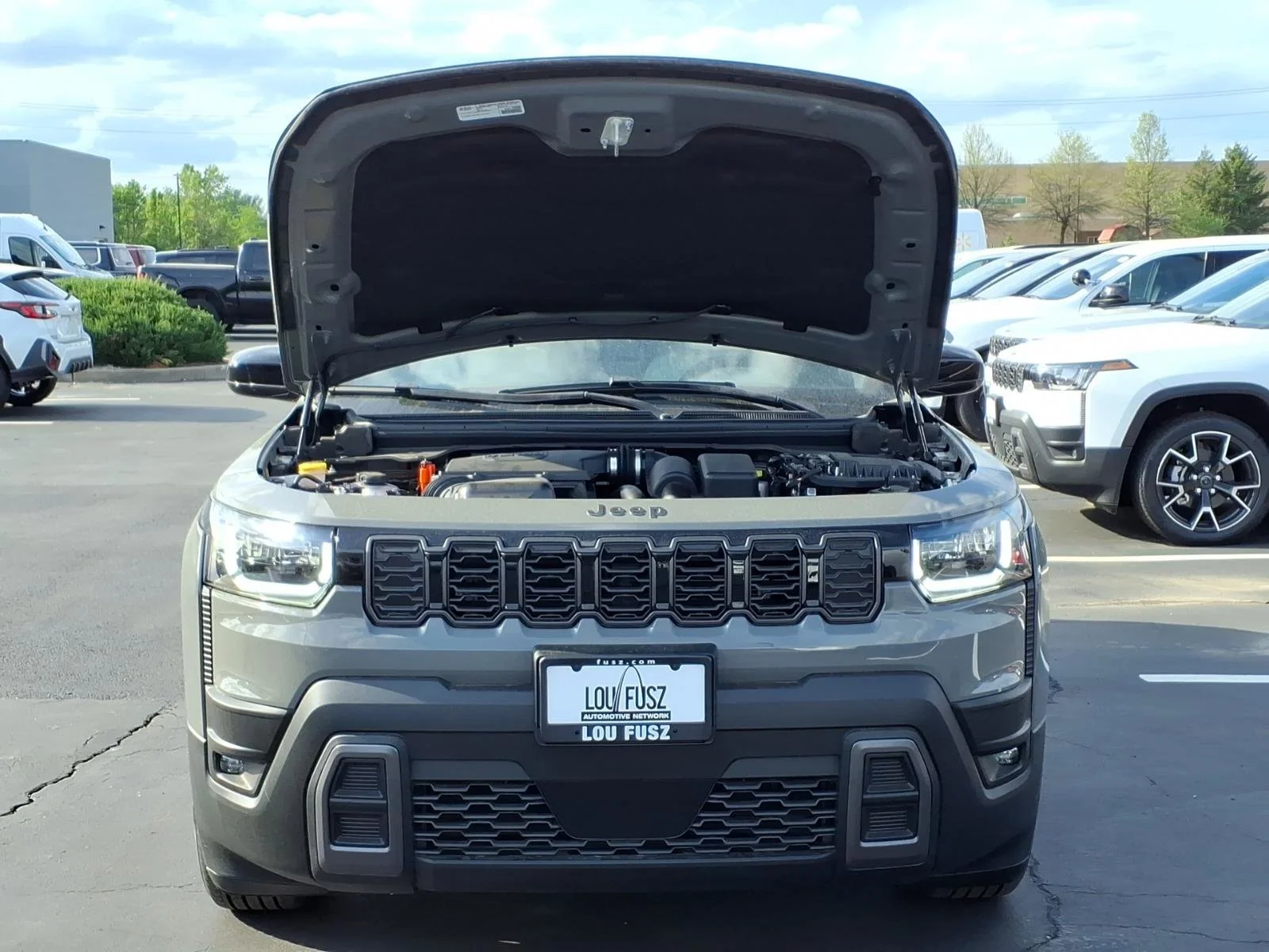 New 2026 Sting-Gray Clearcoat Jeep Laredo image 21