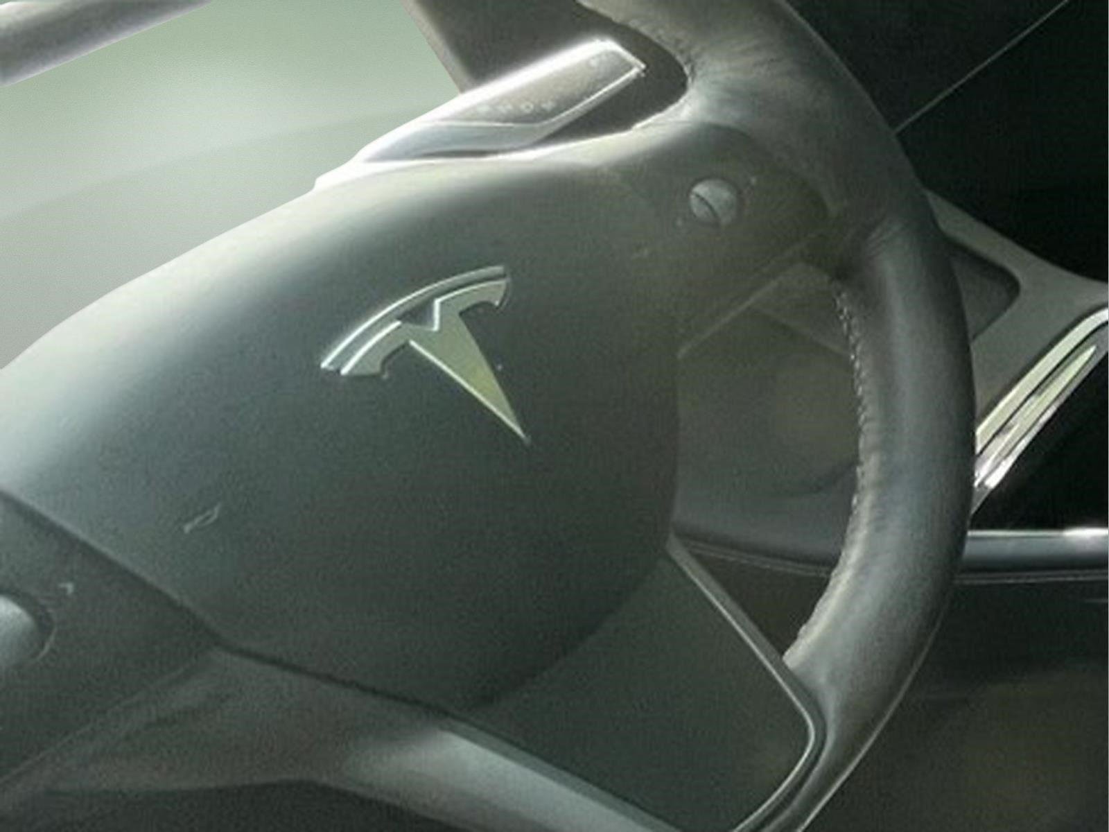Used 2023  Tesla  image 19