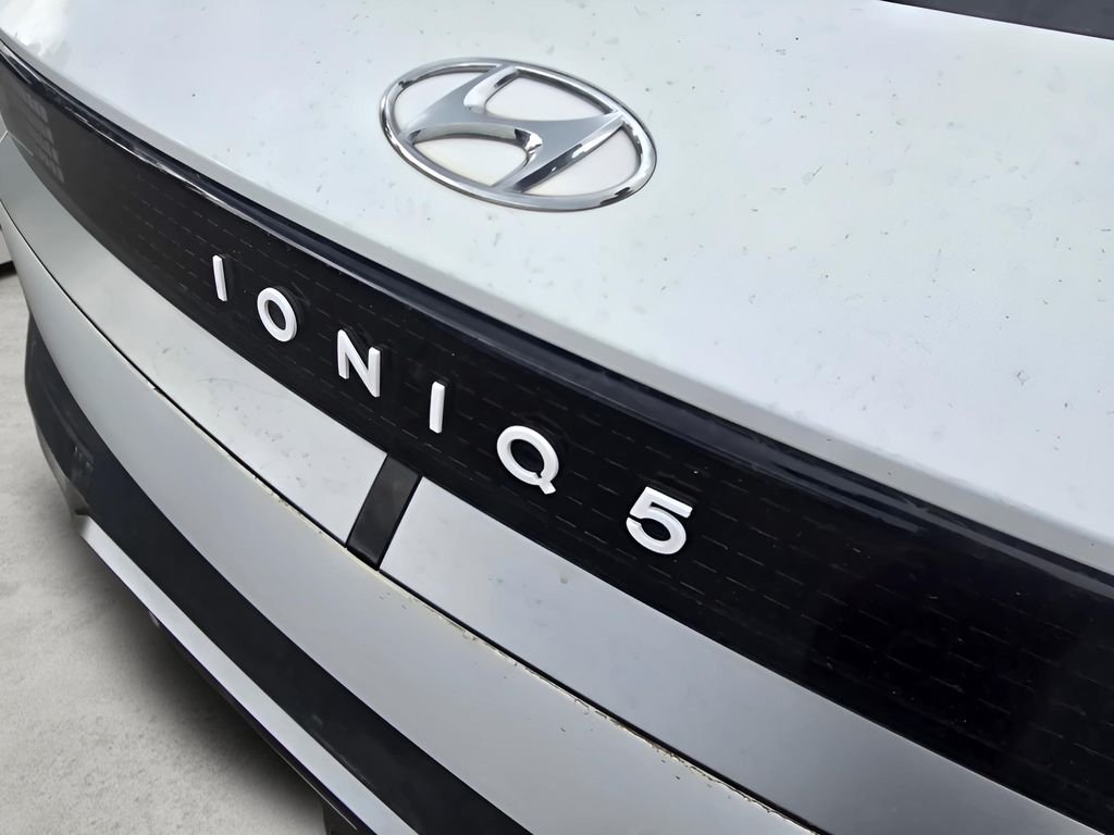 Used 2024 Atlas White Hyundai SEL image 18