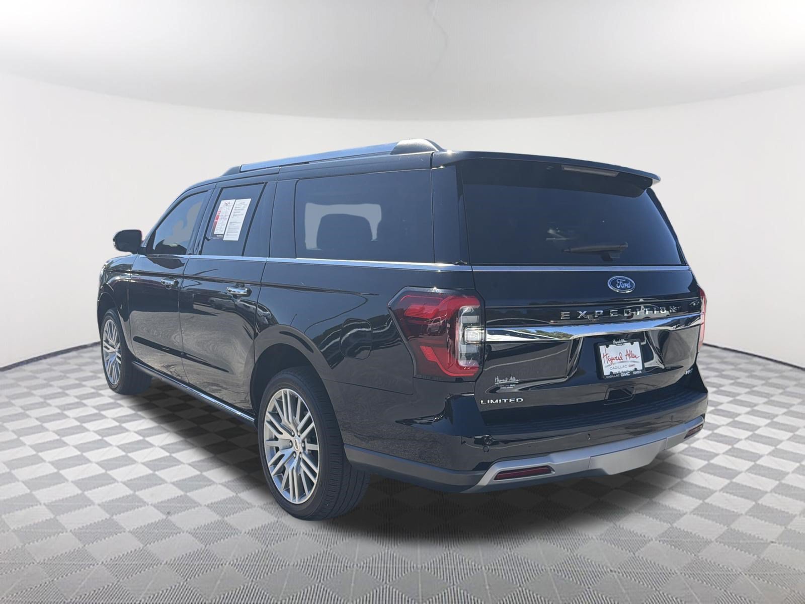 Used 2024 Black Ford Limited image 7