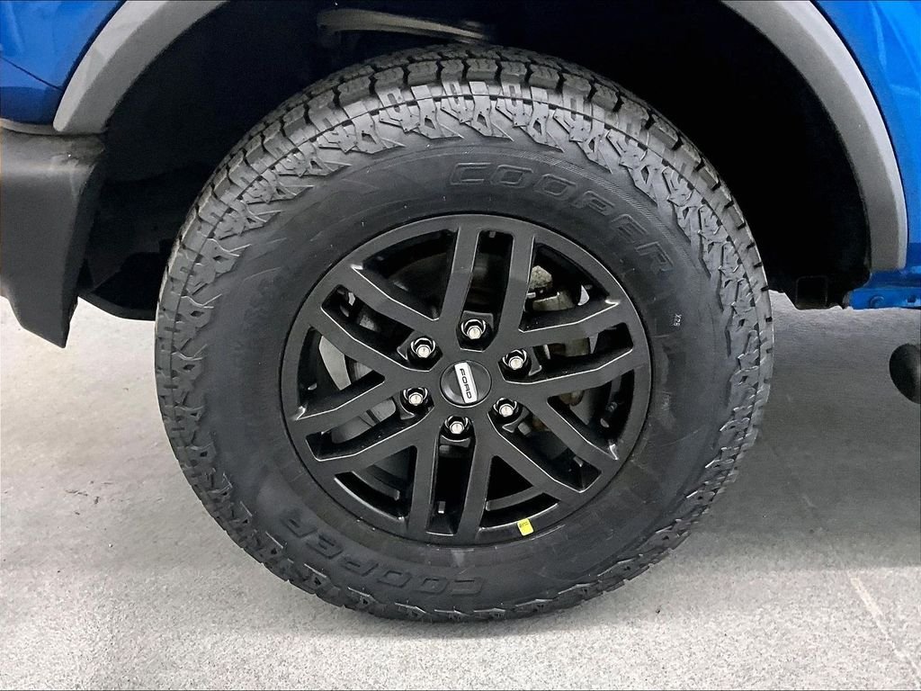 Used 2021 Blue Metallic Ford Base image 7