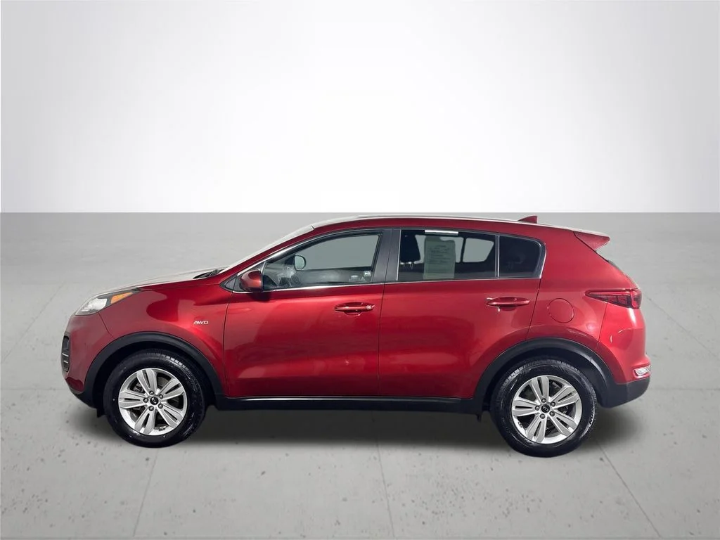 Used 2018 Red Kia LX image 9