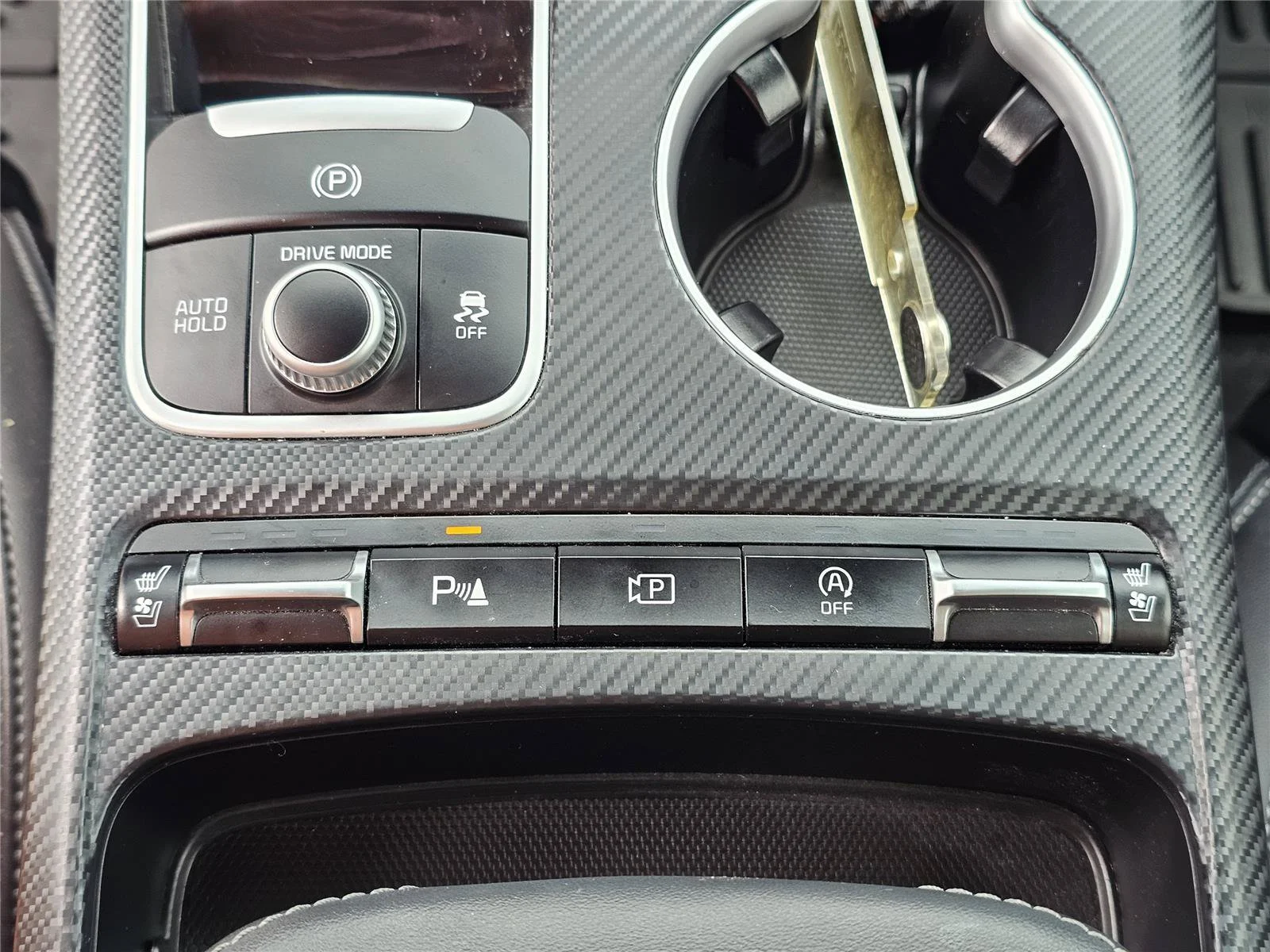 Used 2022 Snow White Pearl Kia GT2 image 29