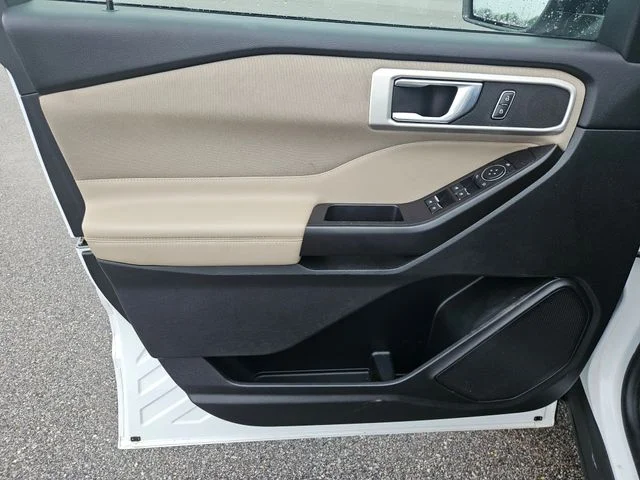 Used 2020 White Ford XLT image 10