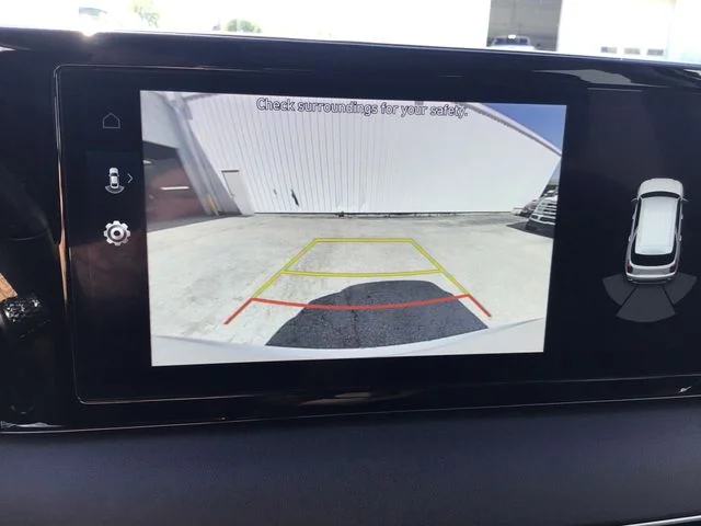 Used 2024 Silver Hyundai SEL image 20