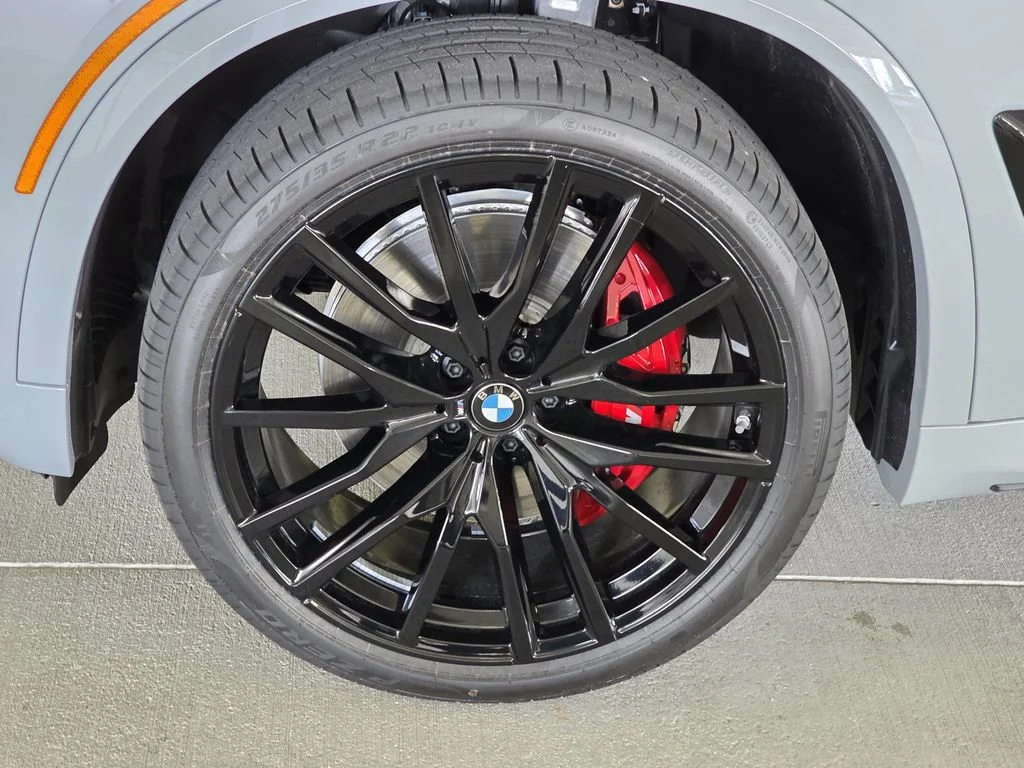 New 2026 Brooklyn Grey Metallic BMW sDrive40i image 5